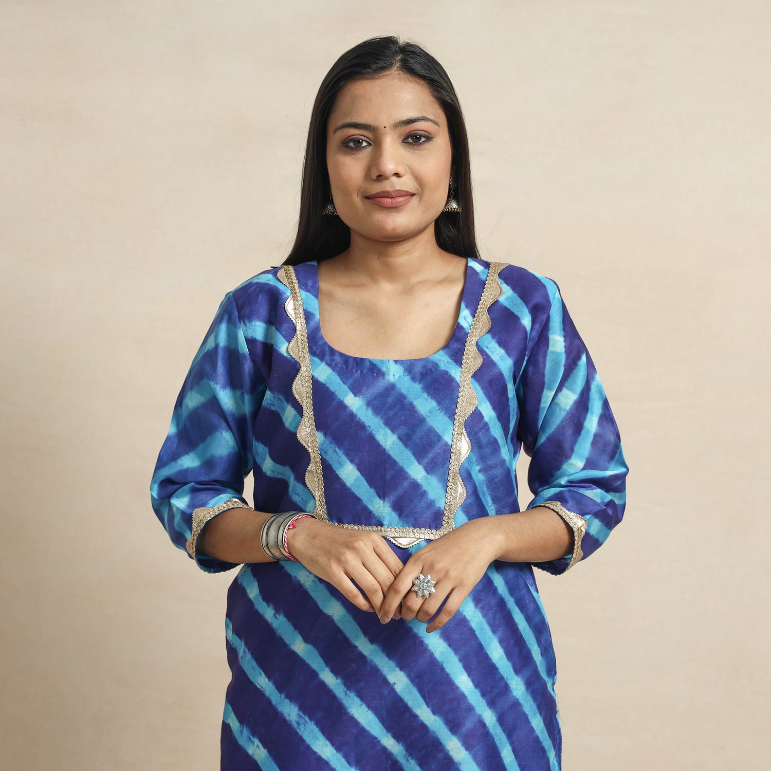 Beautiful Leheriya chiffon kurti with contras dupatta. | Indian fashion  dresses, Indian designer outfits, Kurta designs